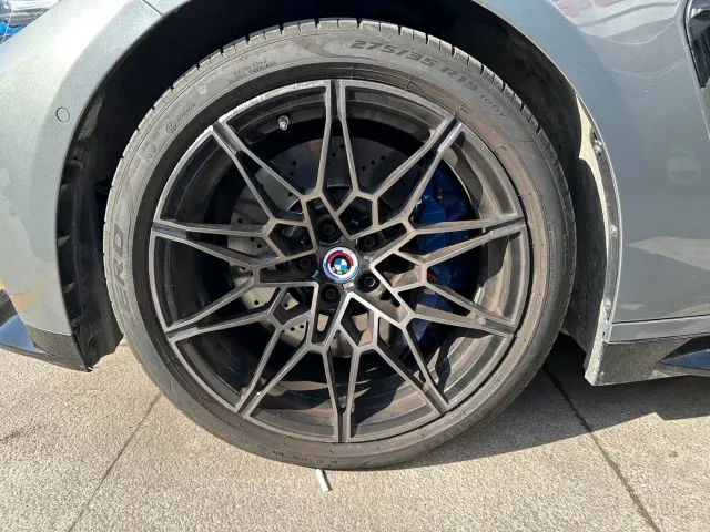 BMW M4 — Фото автомобиля 16
