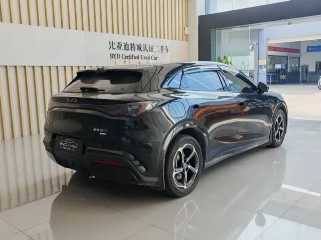 BYD Seal 06 GT — Фото автомобиля 7