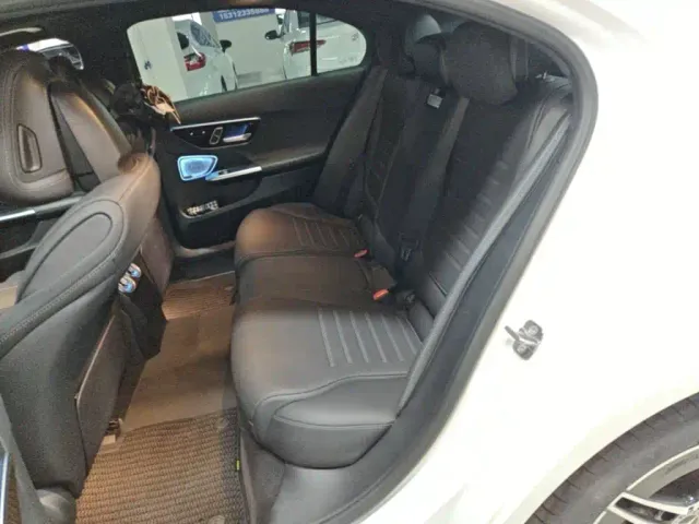Mercedes-Benz C-Class — Фото автомобиля 16