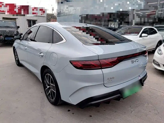 BYD Qin L — Фото автомобиля 4