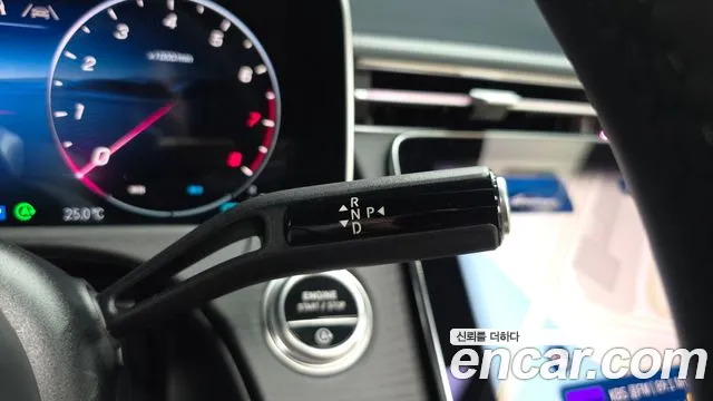 Mercedes-Benz E-Class — Фото автомобиля 9