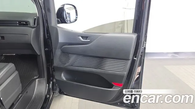 Hyundai Staria — Фото автомобиля 25