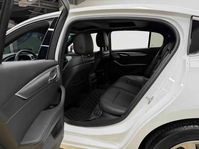 Cadillac CT5 — Фото автомобиля 16