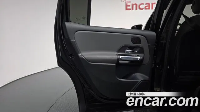 Mercedes-Benz EQB X243 — Фото автомобиля 14
