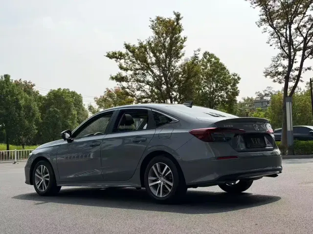Honda Civic — Фото автомобиля 9