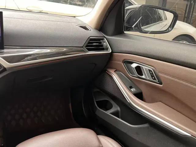 BMW 3 Series — Фото автомобиля 16