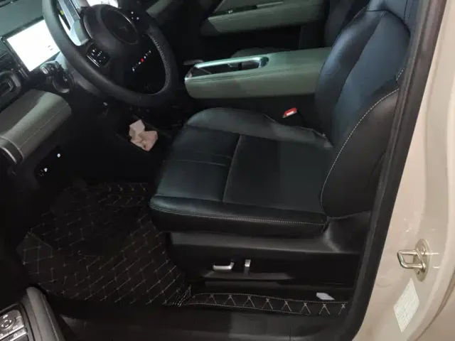 Baojun Yep Plus — Фото автомобиля 9