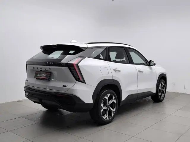 Geely Boyue L — Фото автомобиля 2