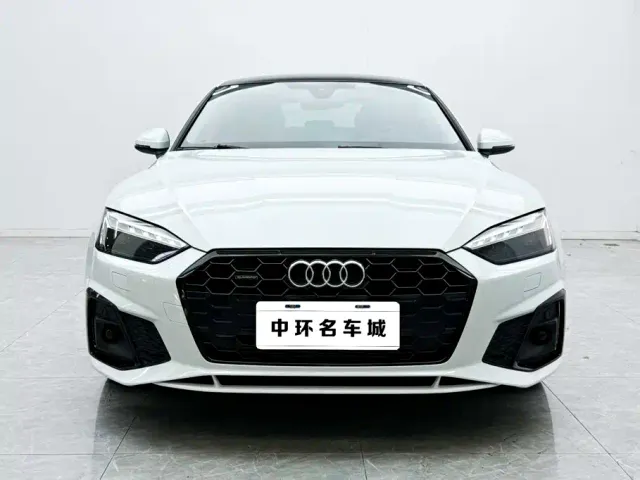 Audi Audi A5 (Import) 2022 Sportback 40 TFSI quattro Luxury Dynamic — Фото автомобиля 4