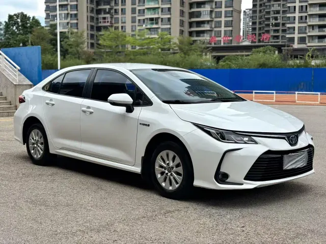 Toyota Corolla — Фото автомобиля 3