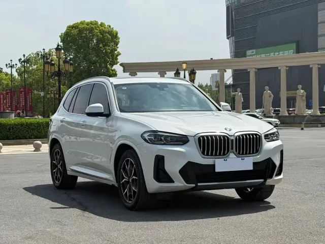 BMW X3 — Фото автомобиля 3