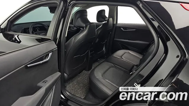 Kia Niro New — Фото автомобиля 12