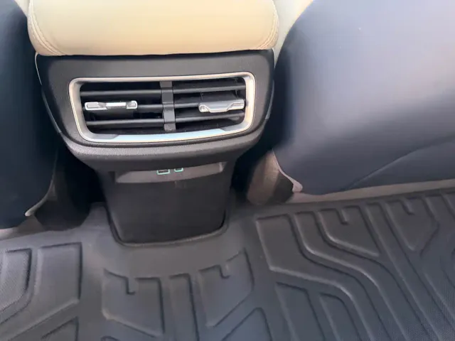BYD Qin L — Фото автомобиля 13