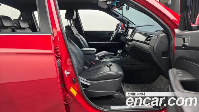 KG_Mobility_Ssangyong Rexton Новый Rexton Sport Дизель 2.2 4WD — Фото автомобиля 11