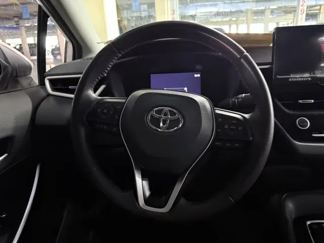 Toyota Corolla — Фото автомобиля 14