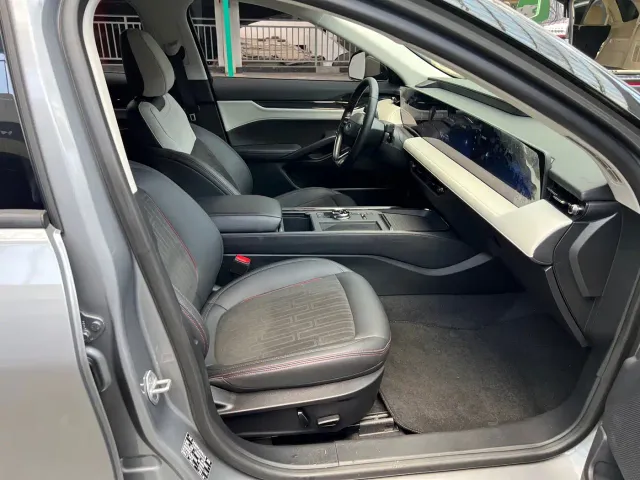 Ford Mondeo — Фото автомобиля 6