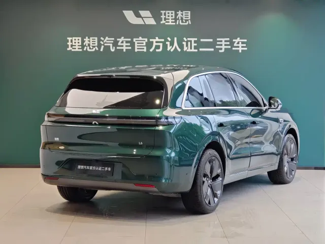 Li Auto L6 — Фото автомобиля 3