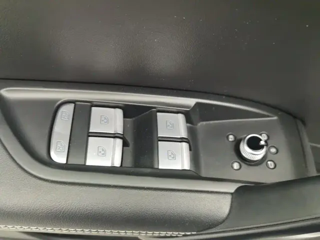 Audi Q5L — Фото автомобиля 9