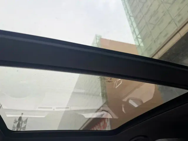 Land Rover Range Rover Velar — Фото автомобиля 9