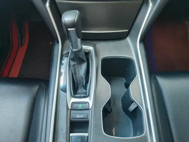 Honda Accord — Фото автомобиля 14