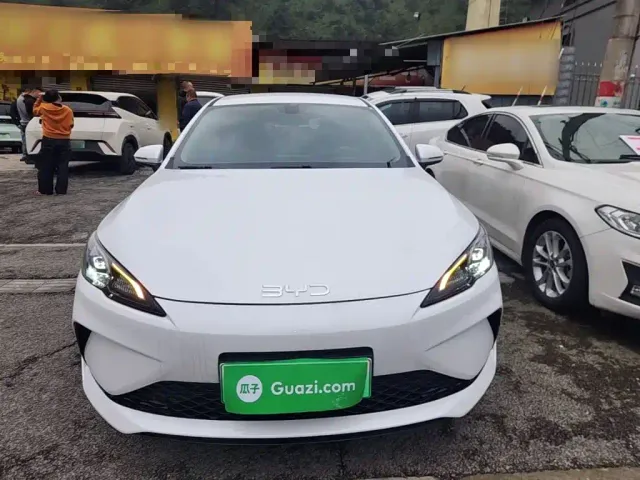 BYD Seal 05 DM-i — Фото автомобиля 2