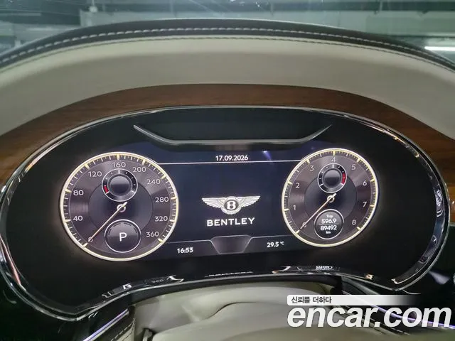 Bentley Flying Spur Generation 3 — Фото автомобиля 9