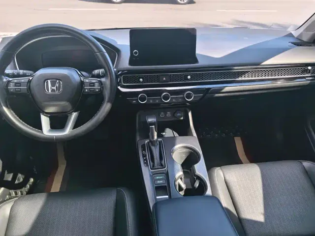 Honda Civic — Фото автомобиля 12