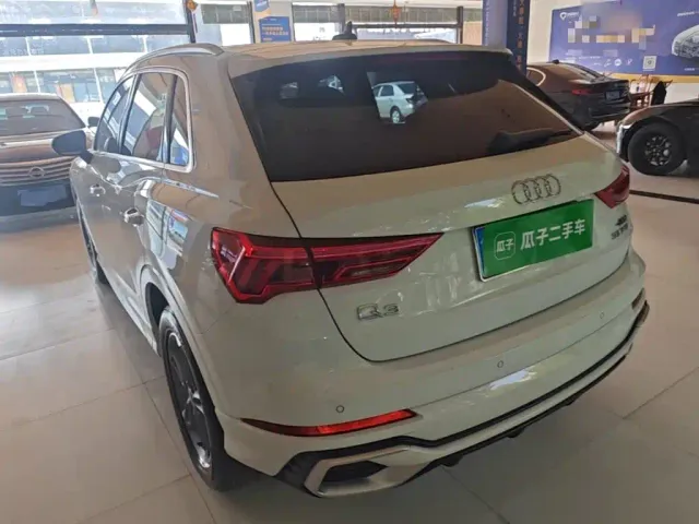 Audi Q3 — Фото автомобиля 4