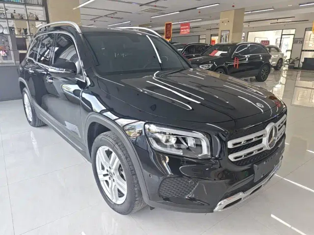 Mercedes-Benz GLB-Class — Фото автомобиля 3