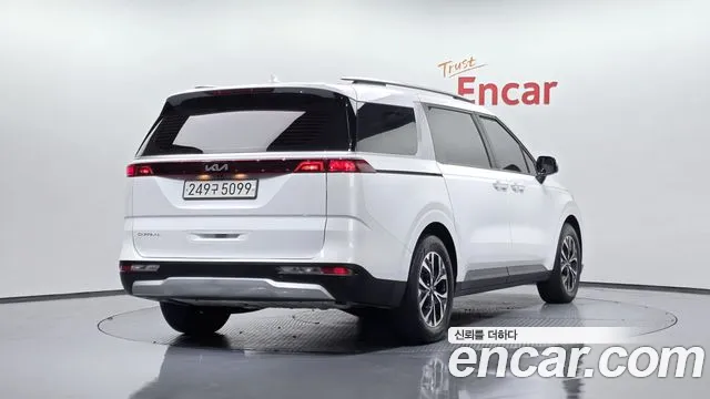 Kia Canival Carnival 4 поколение Дизель 9 мест Prestige — Фото автомобиля 2