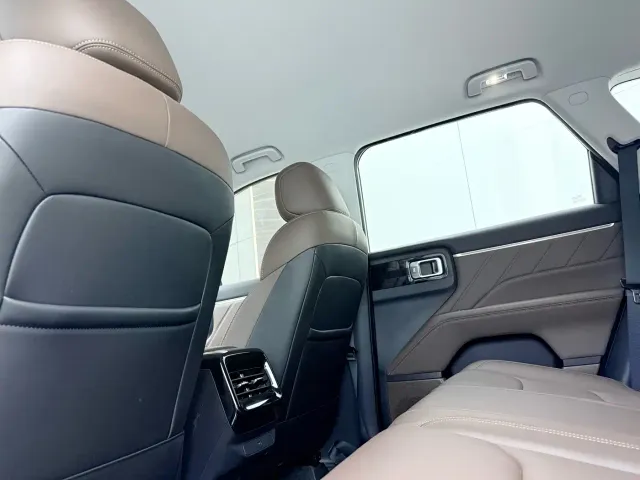 Wuling Starlight 560 — Фото автомобиля 10