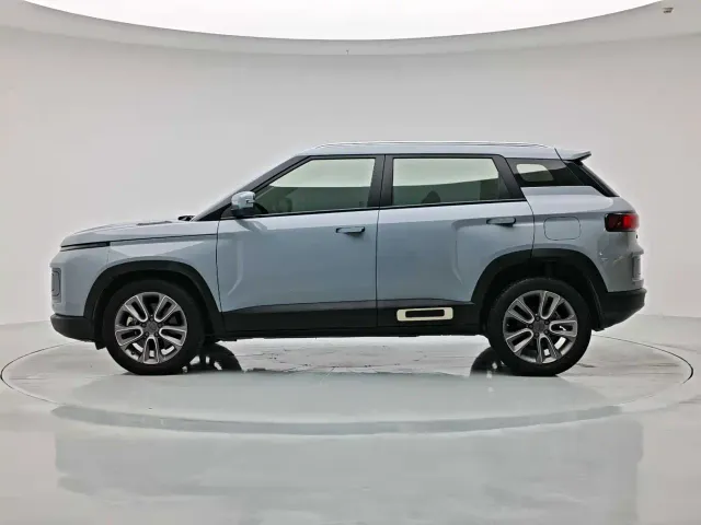 Geely ICON — Фото автомобиля 12
