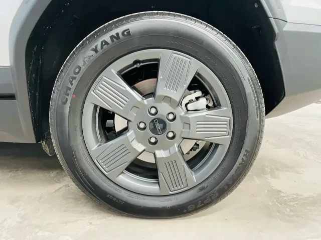 iCAR 03 — Фото автомобиля 9