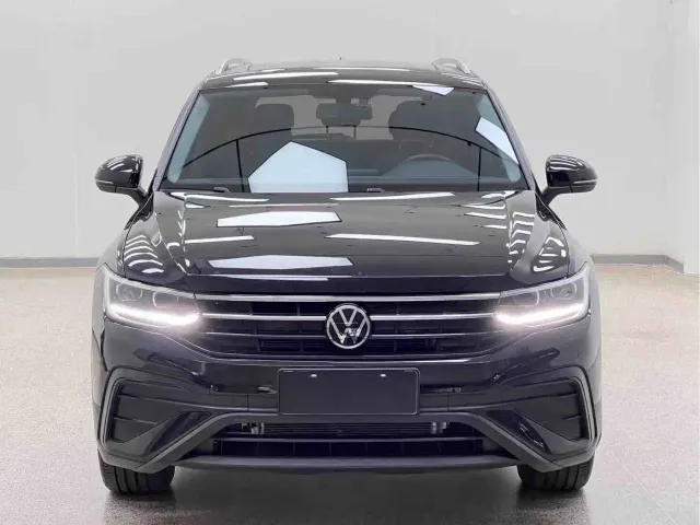 Volkswagen Tiguan L 2025 Model 300TSI Auto 2WD Dragon Edition — Фото автомобиля 2