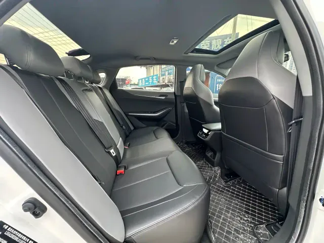 Changan Raeton Plus — Фото автомобиля 13