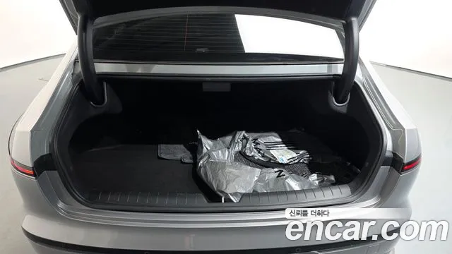 Hyundai Grandeur GN7 — Фото автомобиля 30