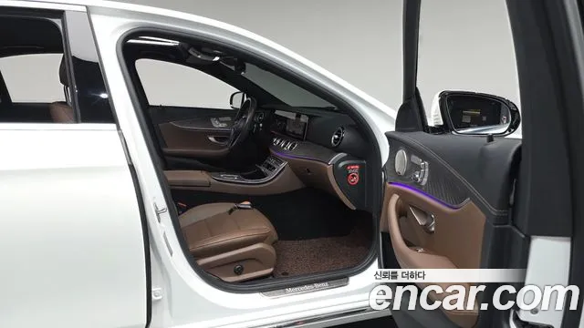 Mercedes-Benz E-Class W213 — Фото автомобиля 26