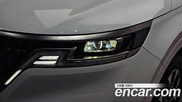 Kia Canival Carnival 4 поколение Бензин 9 мест Signature — Фото автомобиля 22