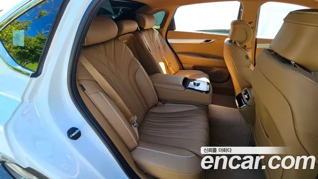 Genesis G80 Бензин 2.5 турбо AWD — Фото автомобиля 18