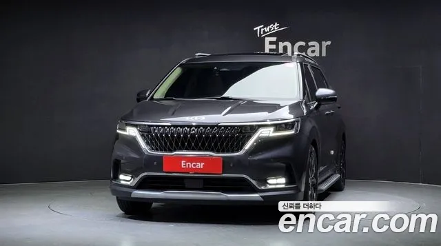 Kia Canival Carnival 4 поколение Дизель 7 мест Signature — Фото автомобиля 3