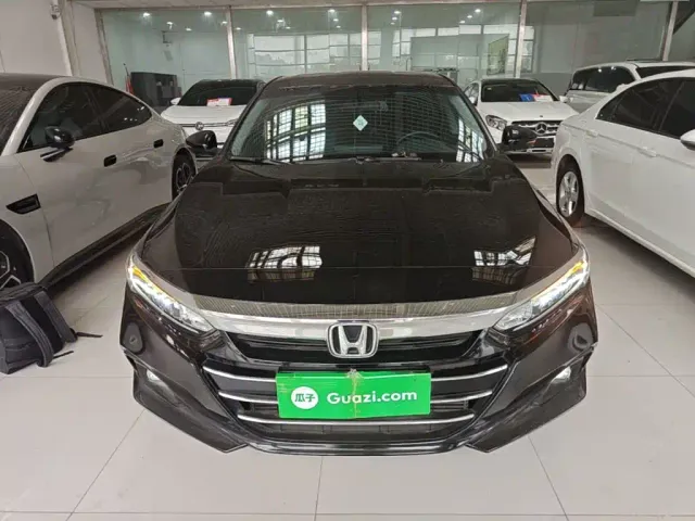 Honda Accord — Фото автомобиля 2