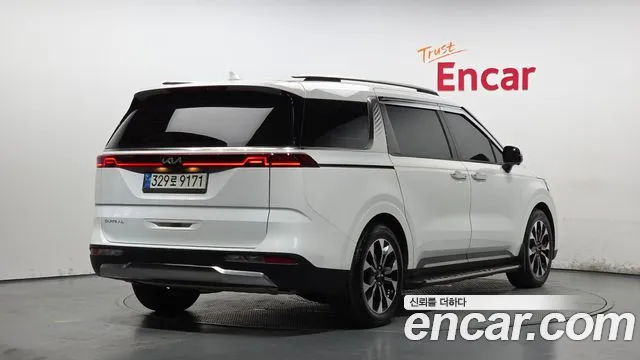 Kia Canival Carnival 4 поколение Бензин 9 мест Signature — Фото автомобиля 2