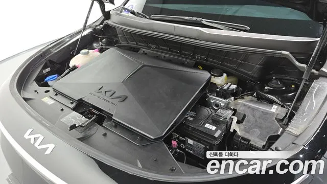 Kia Niro Niro (New) — Фото автомобиля 8