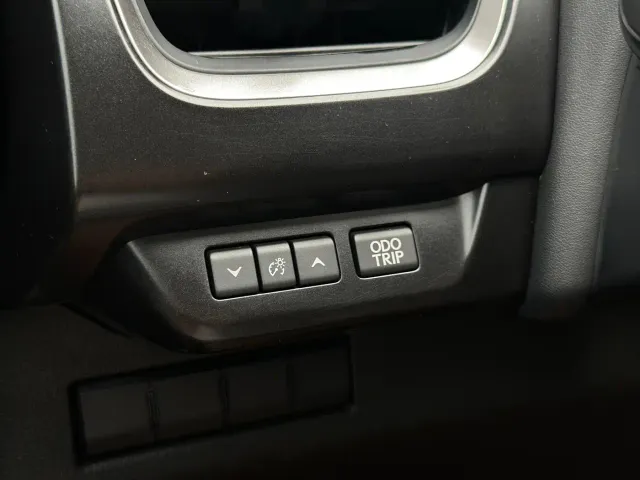 Lexus UX — Фото автомобиля 14