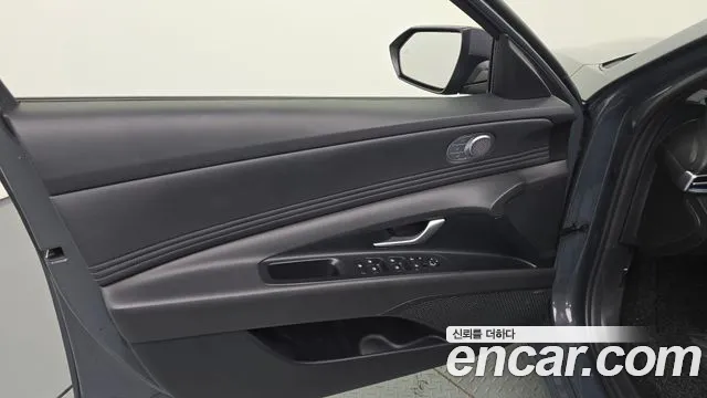 Hyundai Avante CN7 — Фото автомобиля 13