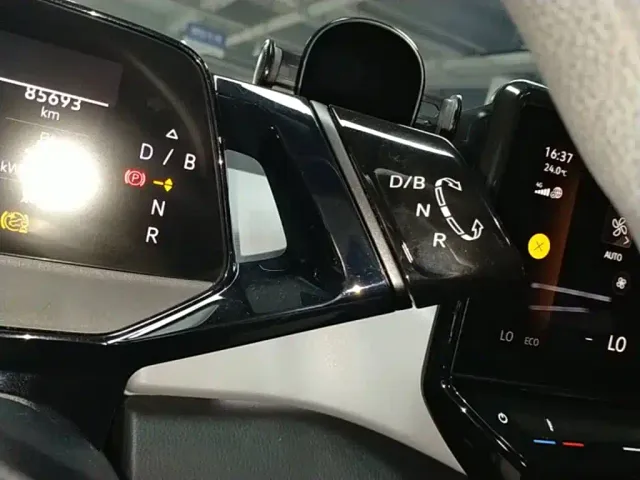 Volkswagen ID.3 — Фото автомобиля 13