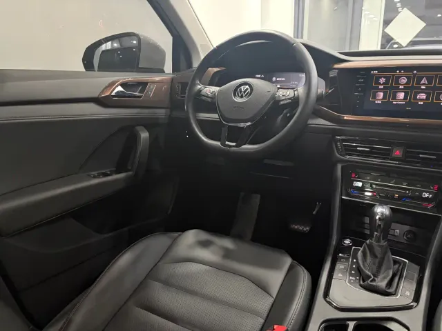 Volkswagen Tharu — Фото автомобиля 8