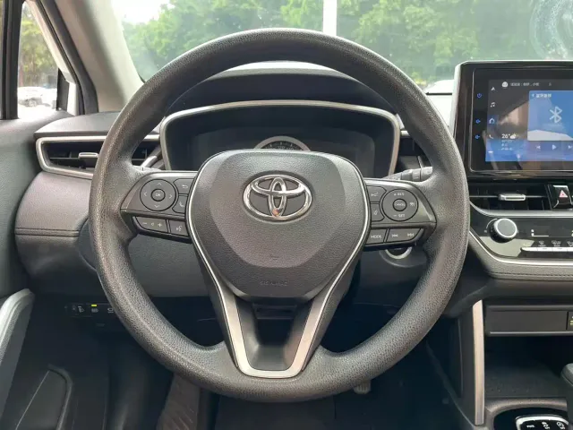 Toyota Frontlander — Фото автомобиля 19