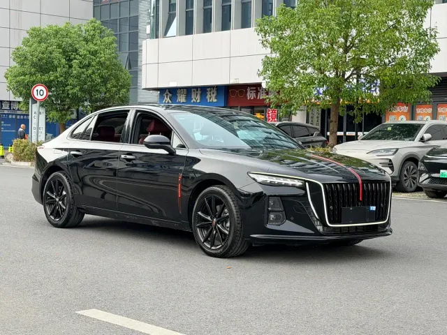 Hongqi H5 — Фото автомобиля 3
