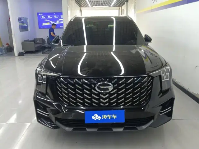 GAC Trumpchi GS8 — Фото автомобиля 2